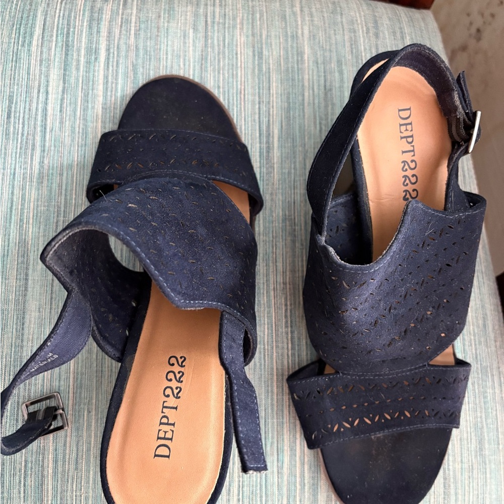 Dept 232 Women's Elegant Navy Heels